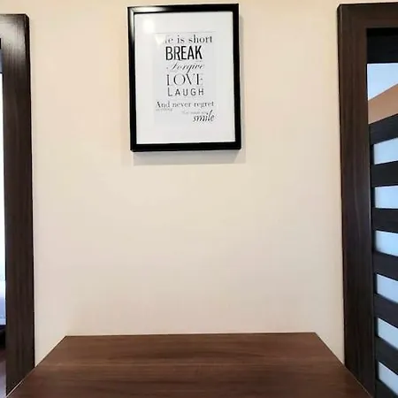 Apartment Dark Chocolate 4 Persons Down Town *