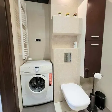 Apartman Dark Chocolate 4 Persons Down Town