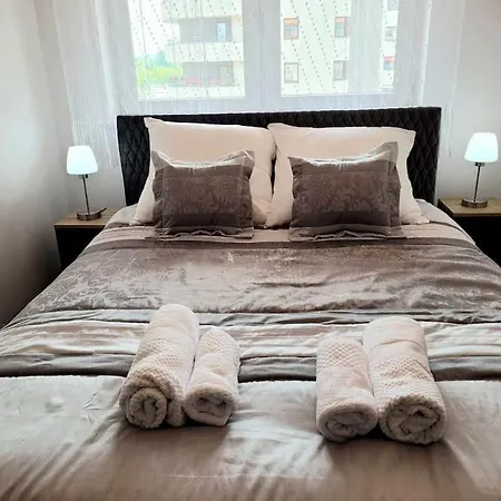 Dark Chocolate 4 Persons Down Town * Krakow