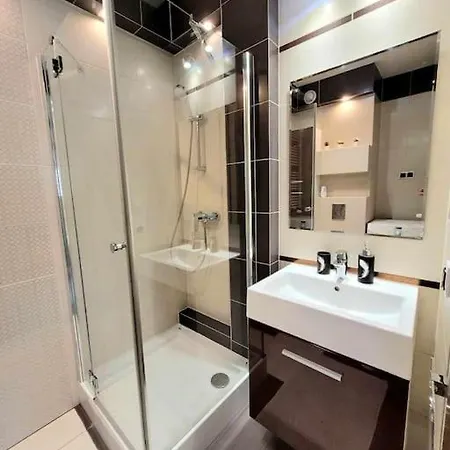 Apartman Dark Chocolate 4 Persons Down Town *