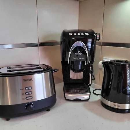 Dark Chocolate 4 Persons Down Town *