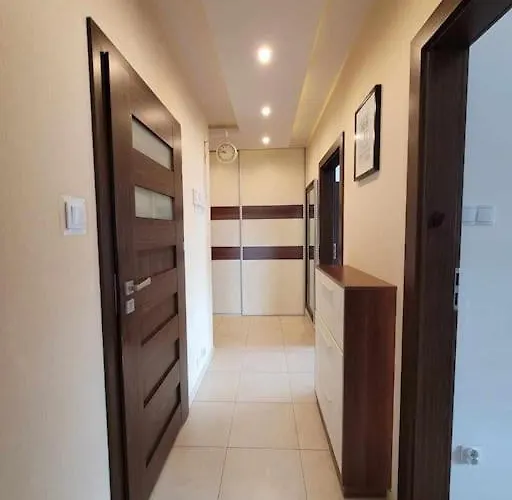 Dark Chocolate 4 Persons Down Town * Краков