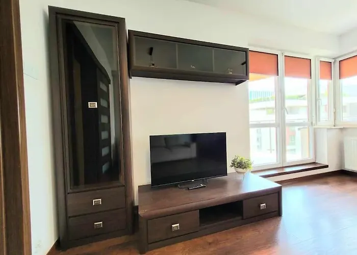 Dark Chocolate 4 Persons Down Town 크라쿠프