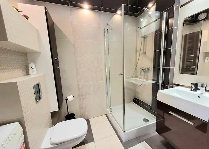 Dark Chocolate 4 Persons Down Town Daire *