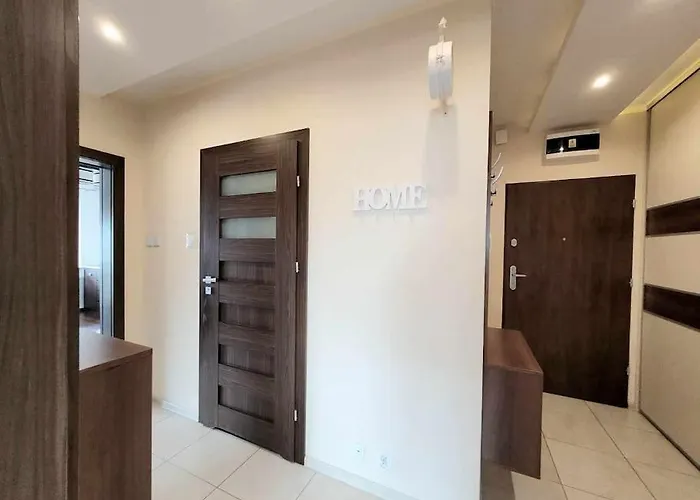 Dark Chocolate 4 Persons Down Town Апартаменты