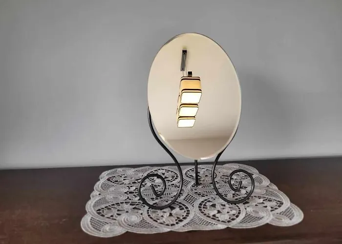 Dark Chocolate 4 Persons Down Town Daire