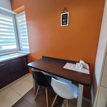 Dark Chocolate 4 Persons Down Town Апартаменты Краков